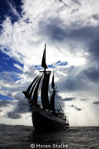 Safari boat Ondina in Raja Ampat by Horen Stalbe 